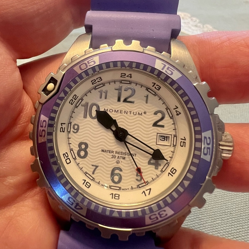MOMENTUM M1 SPLASH PURPLE DIVE WATCH